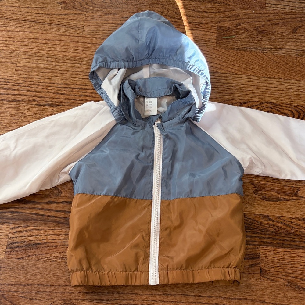 Kids H&M hooded Wind & Rain Jacket with removable hood - Blue, White, and Brown
